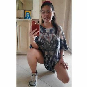 Meet your Posher, Danielle